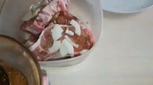 СОЧНЫЙ СТЕЙК ИЗ СВИНИНЫ НА МАНГАЛЕ