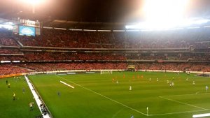 You'll Never Walk Alone - 95,000 people singing - Liverpool MCG 24 July 2013