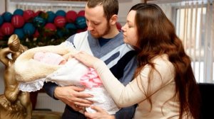 ВЫПИСКА ИЗ РОДДОМА | На какой день выписывают из роддома и от чего это зависит