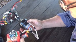 С помощью этой китайской штуки можно от любого Аккум. зарядить смартфон и измерить напряжение аккум