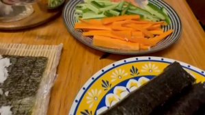 ЧЕМ ОТЛИЧАЮТСЯ СУШИ ОТ РОЛЛОВ?#israel #afula #жизньвизраиле #youtuber #vlog #haifa #status #Афула