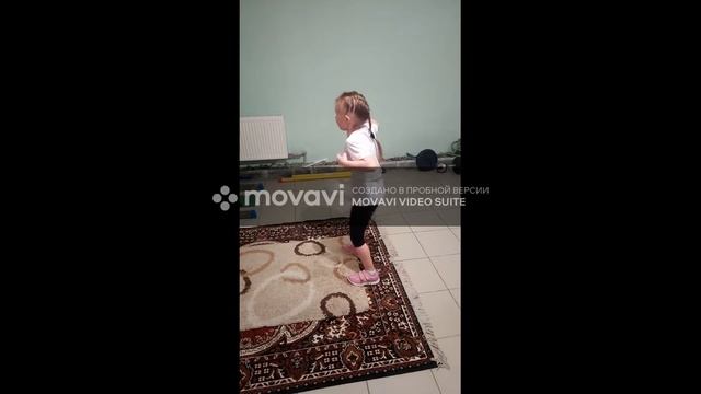 Самоизоляция детей, тренеровка, хоккей, гимнастика смотреть онлайн