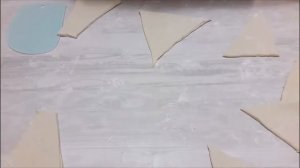 Слойки с черносливом и ветчиной