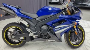 Обзор Yamaha YZF-R1 2007 года в Новосибирске