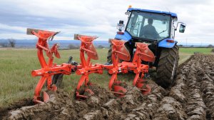 Навесные плуги KUHN MASTER 103