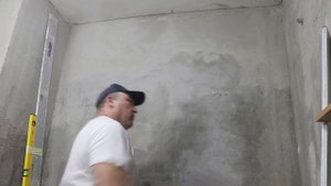 Шлифовка по Бетонной Стене с Строительным пылесосом от Краски и выпуклостей