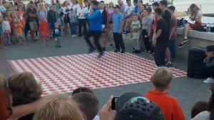 Брейк данс.