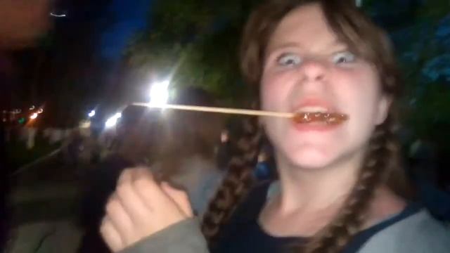 Курица сожрала петуха смотреть онлайн