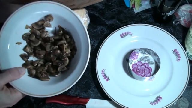 НОВОГОДНИЙ СТОЛ для тех кто не любит долго возиться у плиты? смотреть онлайн