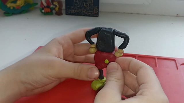 Лепим Микки Мауса ??#лепка #видеолепка #миккимаус #лепкавидео