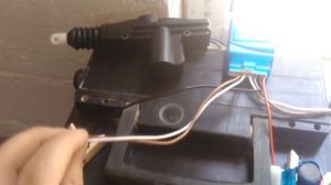 Электропривод открывания багажника на ВАЗ 2101 (Electric trunk opening VAZ 2101)(активатор)