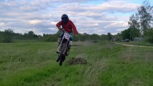Тренировка прыжков и поворотов | Husqvarna TC 85 кросс-эндуро