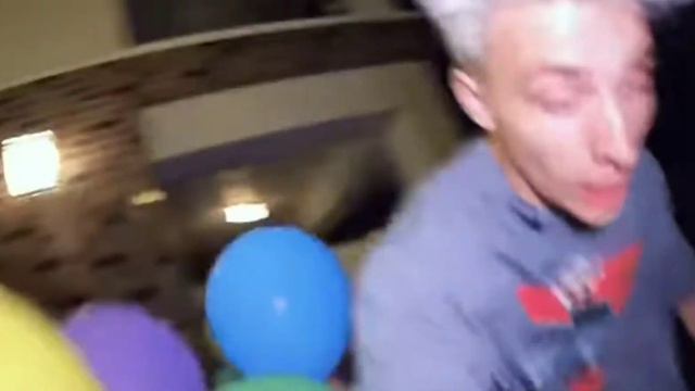 Клоун А4 снял маску ?? смотреть онлайн