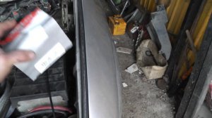 Снимаю двигатель 3.3 Крайслер Вояжер. Додж Караван.