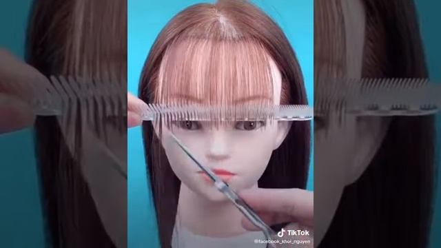 # Как ровно отрезать челку. смотреть онлайн