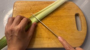 Бутер для завтрака с чили-манго соусом