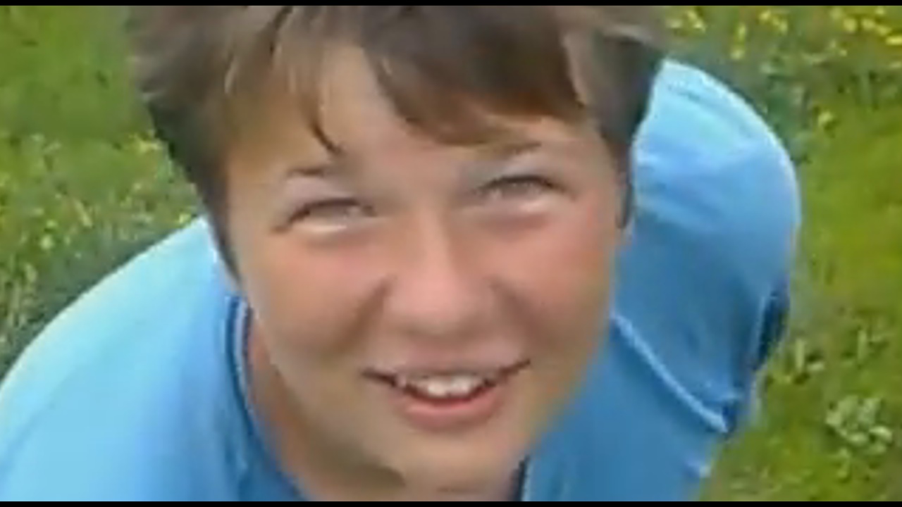 Пацан смывает говно смотреть онлайн