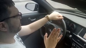 Kia Optima GT Line ответы на вопросы: контроль слепых зон