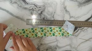 Бантик на заколке из репса.