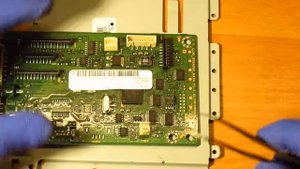 Принтер HP Color Laser 150a разобрать и поменять флеш память, disassemble and change flash memory.