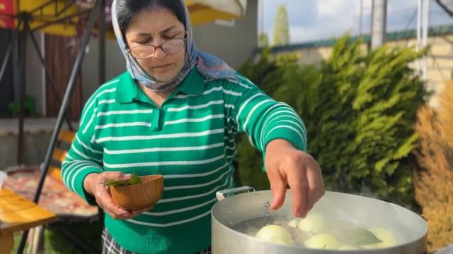AN UNFORGETTABLE RECIPE FROM 10 KG OF MYSTERIOUS MEAT! TRADITIONAL KHASH DISH смотреть онлайн