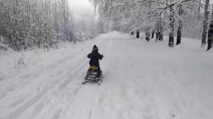 Детский электрический снегокат. Как едет.