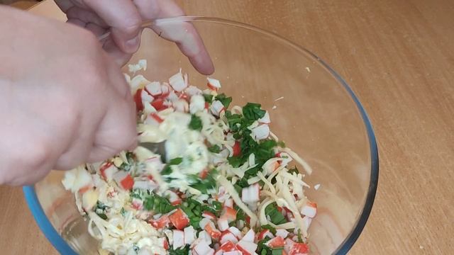 Рулет “ на все времена” и “в пир и в мир” готовлю и на праздник и на обычный ужин ( как закуска)