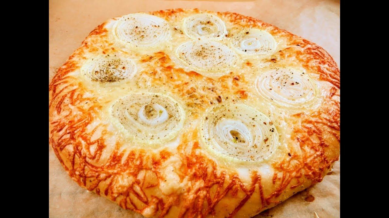Берем стакан кефира и луковицу и получаем вкуснейшую лепешку на кефире / Рецепты Другой Кухни