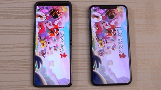 Samsung Galaxy Z Flip vs iPhone 11 Pro Max - Speed Test! смотреть онлайн