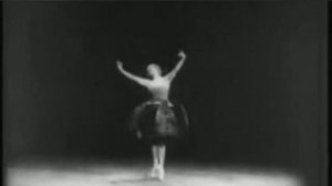 Танцует  Анна  Павлова