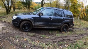 Subaru Forester and Mercedes-Benz G Class / OFF-ROAD