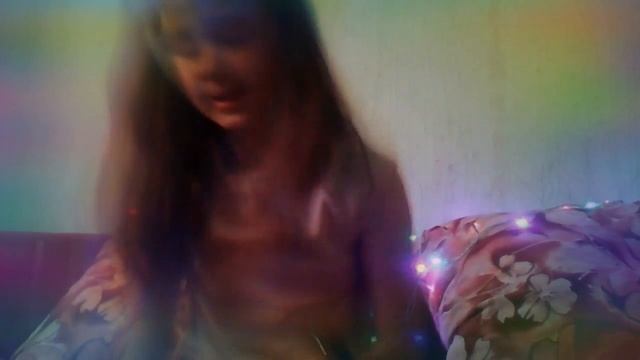 Я показываю свои подарки на Пасху и проверяю дорогой и недорогой лизун смотреть онлайн