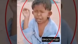 Прекрасный ребёнок читает Суру Аль-Фатиха