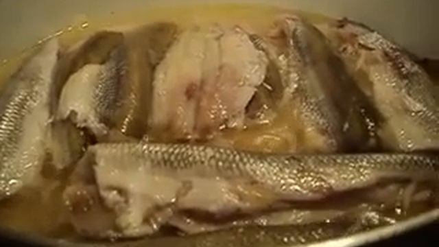 Изумительно вкусная рыбка мойвочка с лучком) смотреть онлайн