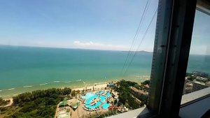 Паттайя парк отель: аквапарк, ресторан и экстремальный спуск с башни