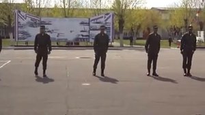 Кубаши на плацу.