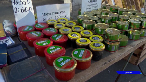 Эксперты Роспотребнадзора рассказали, как правильно выбрать красную икру