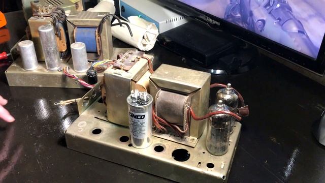 Ламповый усилитель из ТУ50, УМ50. Пара лайфхаков. смотреть онлайн