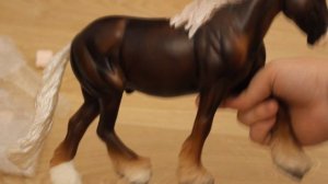 КОНЬ МАРКУС:ЛОШАДЬ ТЯЖЕЛОВОЗ, ставшая братом для моих ЛОШАДЕЙ БРЕЕР/BREYER/РАСПАКОВКА ЛОШАДЕЙ БРЕЙЕ