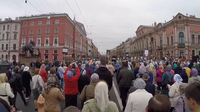 Крестный ход 12 сентября 2017 в Петербурге в честь св. князя Александра Невского смотреть онлайн