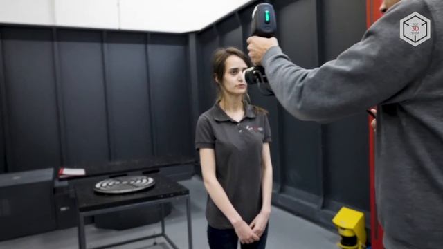 Обзор ScanTech iReal 2E: цветной 3D-сканер для средних, крупных объектов и человеческого тела