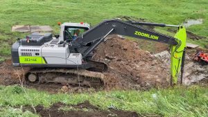 Экскаватор гусеничный-Zoomlion-215