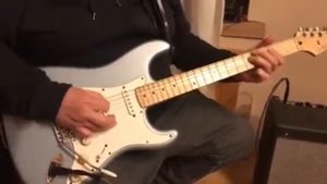 Fender Stratocaster Мексика 2000 год звукосниматели 1969 год