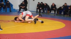 В минувшие выходные, во дворце спорта селения Буглен прошёл открытый турнир по вольной борьбе