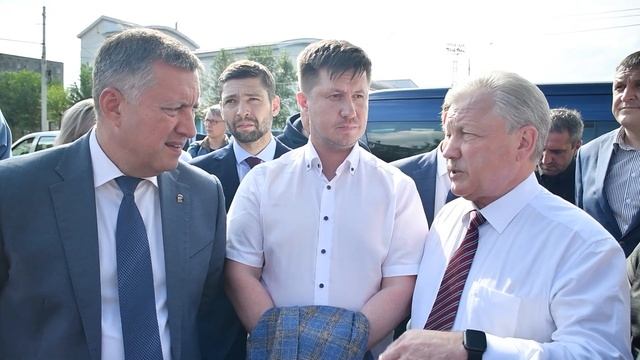 Игорь Кобзев: Реконструкция дорожной сети высокими темпами в Братске будет продолжена смотреть онлайн