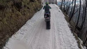 Лютая метла - тест сноубайка Frozen Moto