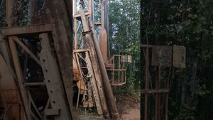 Процесс работы буровой установки УБСР-25М на базе ТТ4