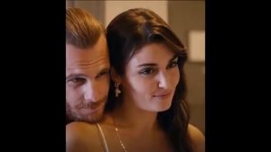 Керем Бюрсин, не пришедший на церемонию из за Бурака Дениза, очень разозлил Ханде Эрчел!