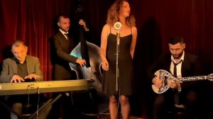 To Garsoni Manolis Hiotis-Giorgos Oikonomidis cover by "A La Greca"