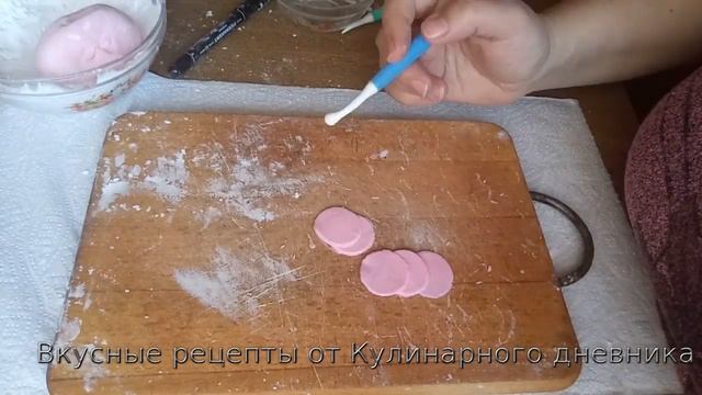 Несравненные розы для кулича.Как украсить куличи на Пасху мастикой.